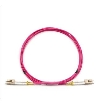 Fiberpatch OM4, LC-LC Dupl, 15m Halogenfri 3mm, Erika Violet